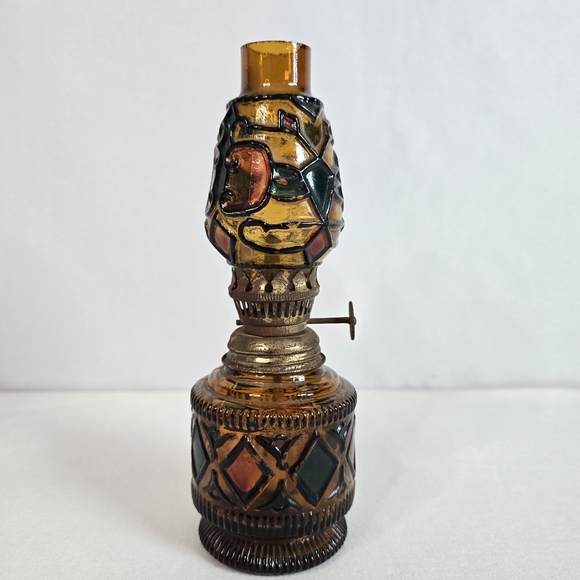 Minature Oil Lamp Made In Hong Kong 8" Tall Amber Stained Glass - Picture 2 of 10
